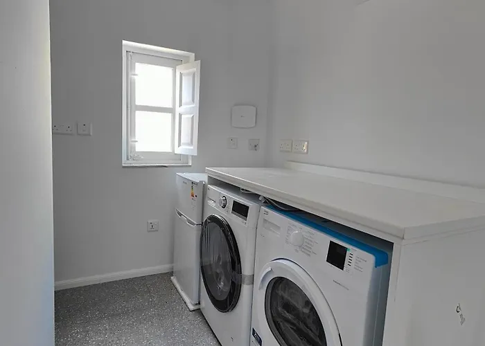 アパートホテル Sbejha 4*